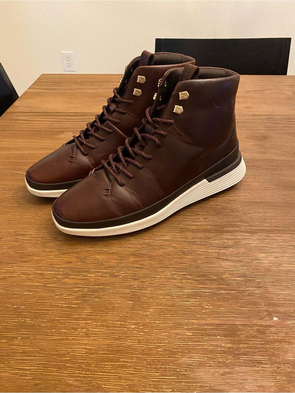 Wolf & Shepard Crossover Brown Leather High-Top - Stylish Casual Boots
